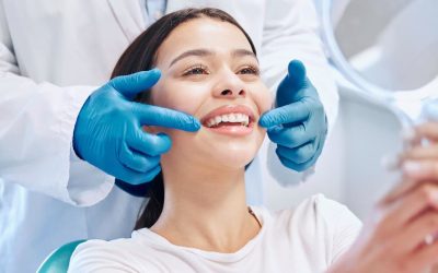 Teeth Whitening Myths vs. Facts: What Really Works for a Brighter Smile